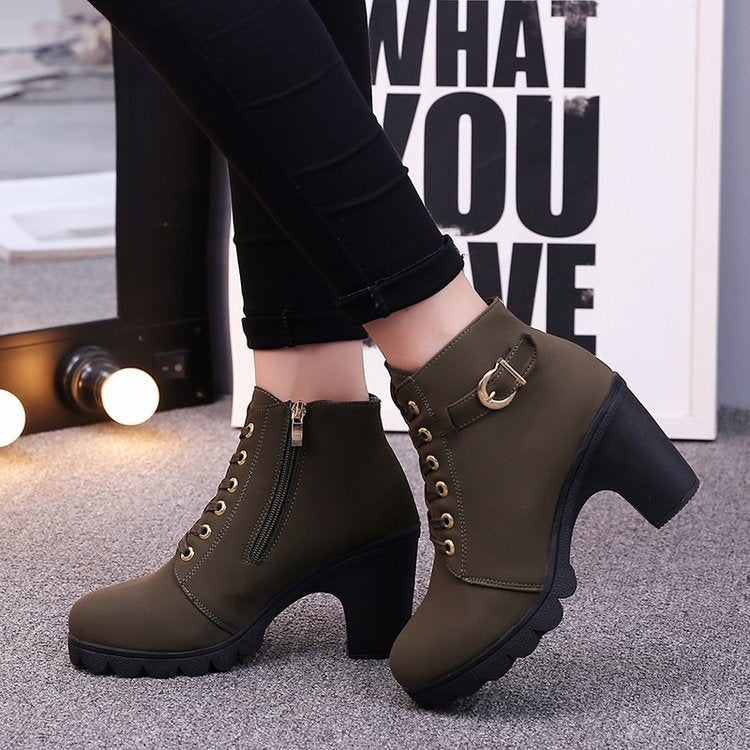 Ankelboots med remmar