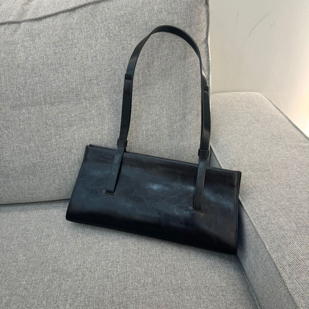 Axelväska – underarm bag